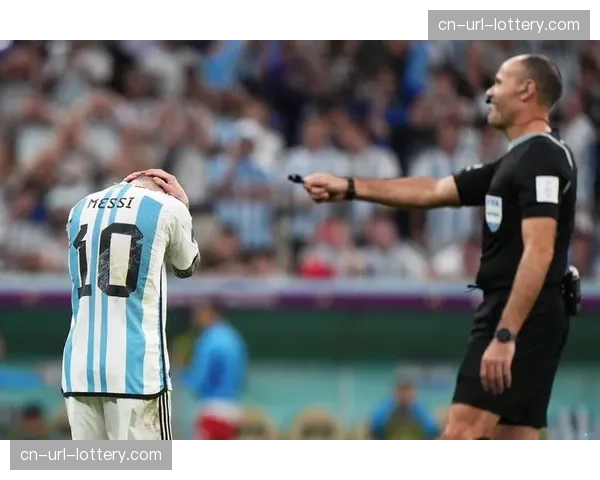 专栏：VAR再次成为焦点，兰斯被吹掉的进球是否改变了比赛走势？