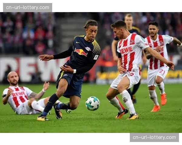 德甲保级形势分析：最后八轮，四队争夺一个安全区名额